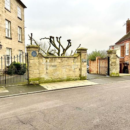 Bell Cottage By Ludlow Castle With Onsite Parking Exterior photo
